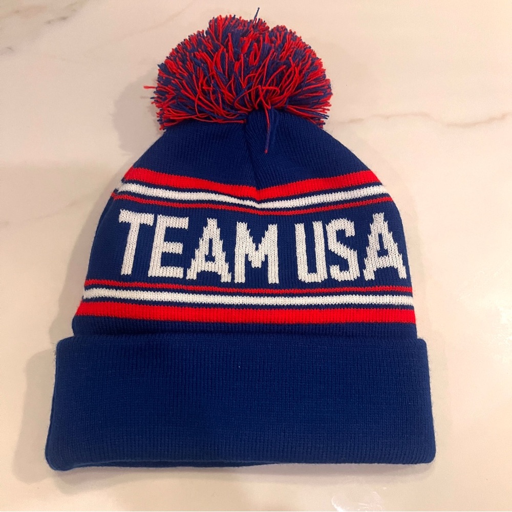 Team USA Unisex Pom-Pom Winter Beanie (New)